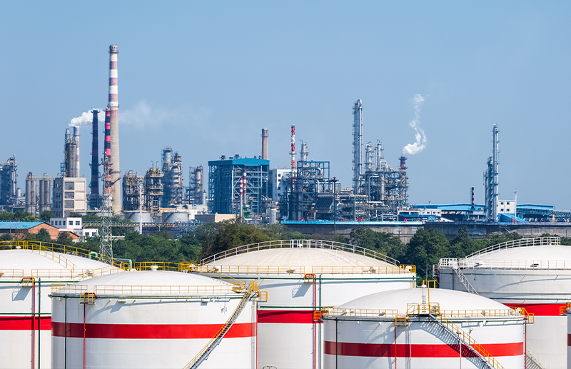 مواد شیمیایی و پتروشیمی